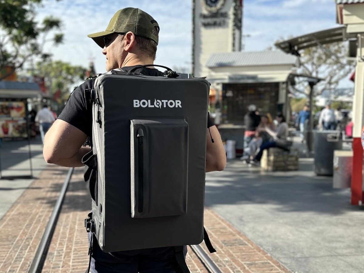 BOLOTOR Bolo Packs multipurpose backpack has a compact design and an array of features