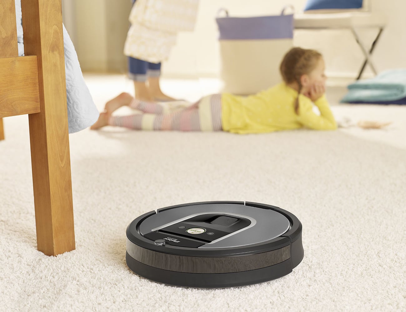 iRobot Roomba 960 Wi-Fi Connected Robot Vacuum